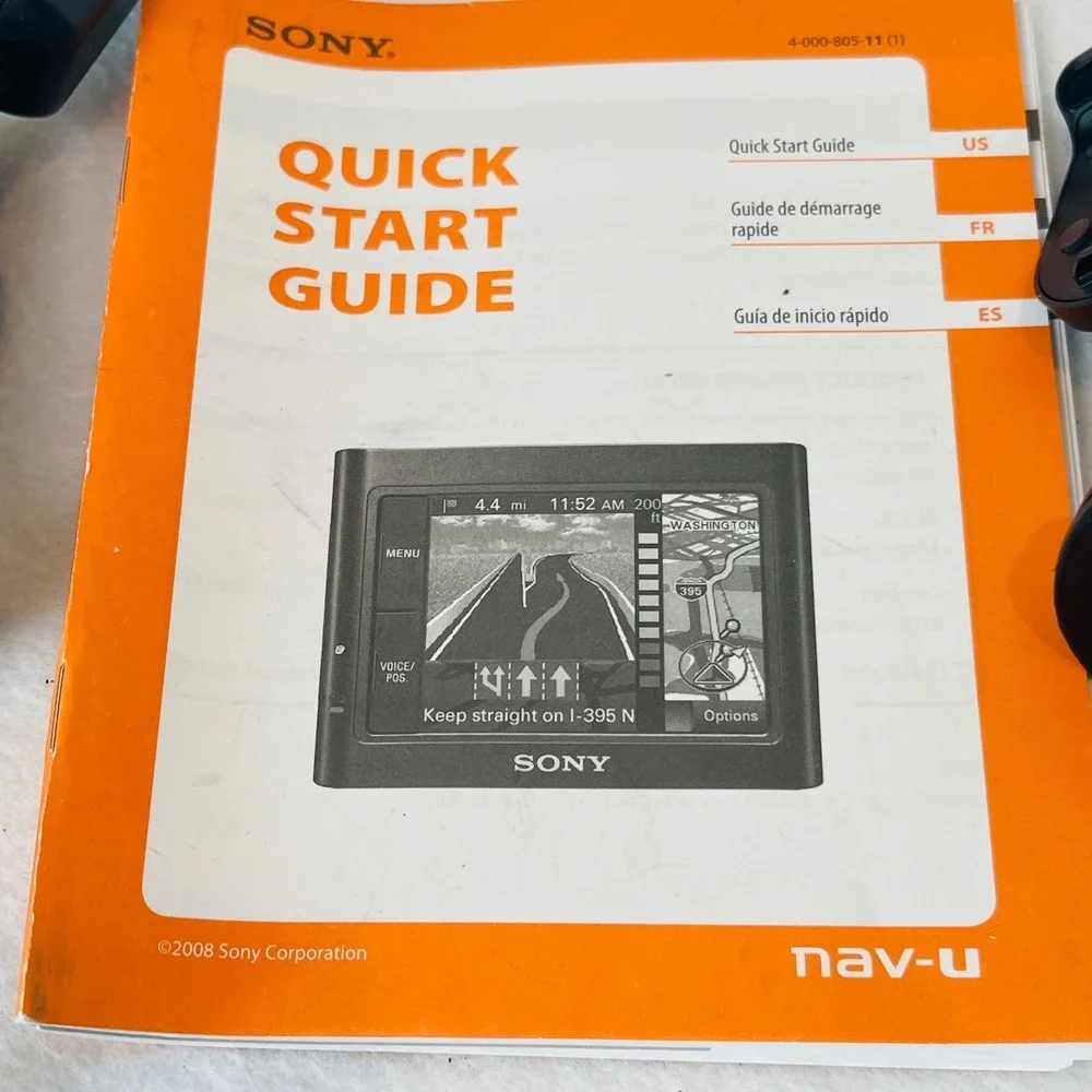 Sony Nav U NV-U44 Portable GPS Satellite Navigation System‎ w Car Charger Mount